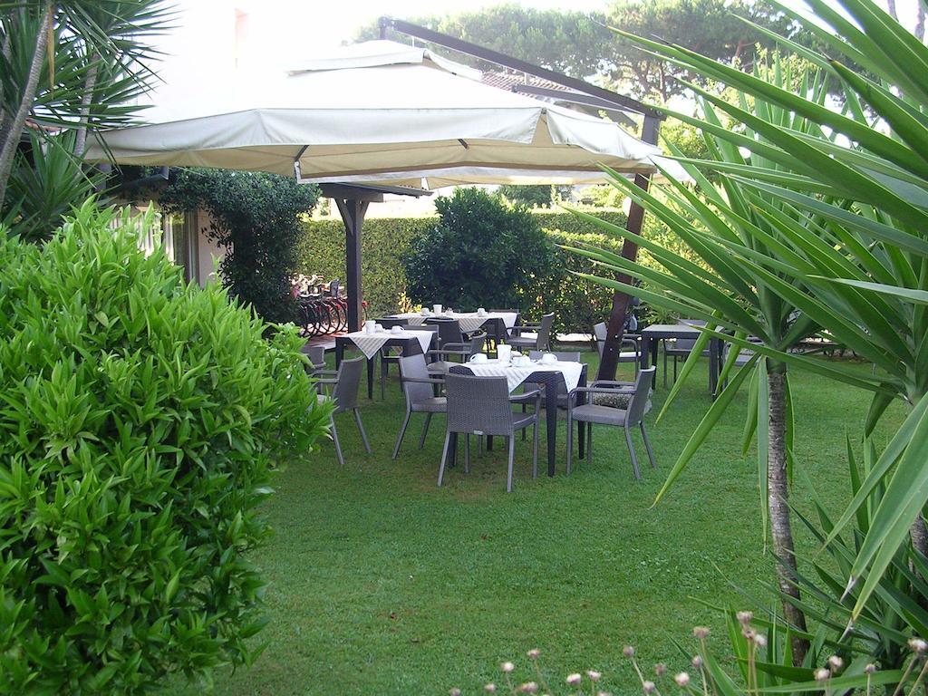 Hotel Eden Cinquale Εξωτερικό φωτογραφία